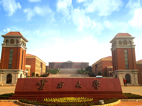 1、云南大學呈貢校區(qū)一期智能化建設工程.jpg